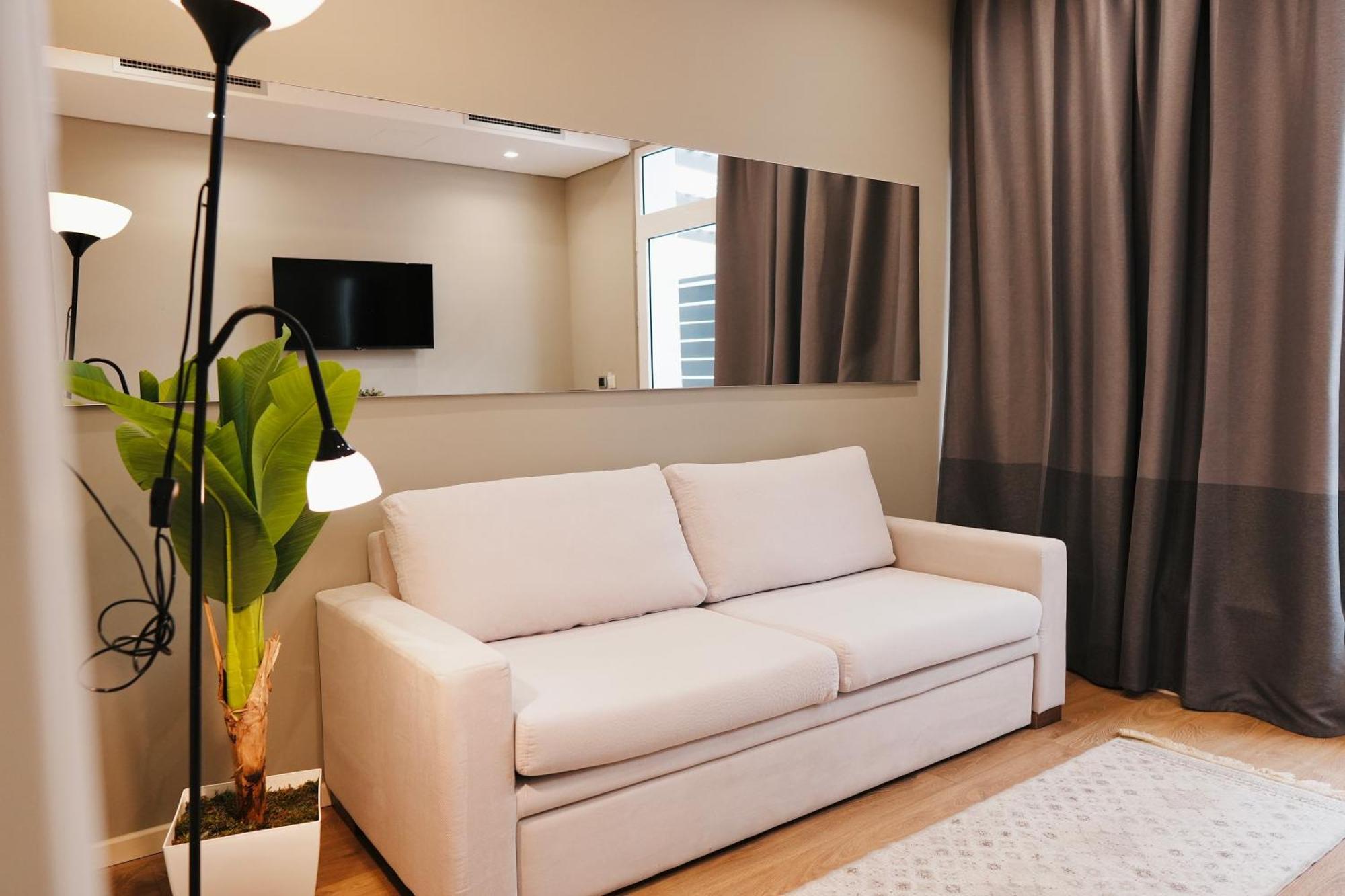 Hotel Blue Sky Sarande Exterior photo