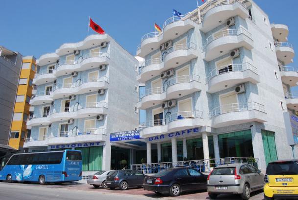 Hotel Blue Sky Sarande Exterior photo